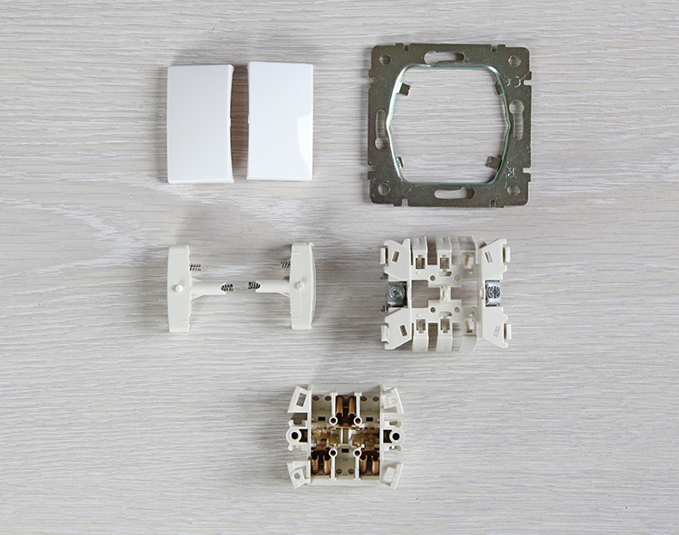 �������� Legrand Valena ��� ��������� ������� � ����������� ����������� � ������